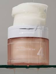 NUMBUZIN No.4 Pore Zero Peeled Egg Toner Pad (70ea)